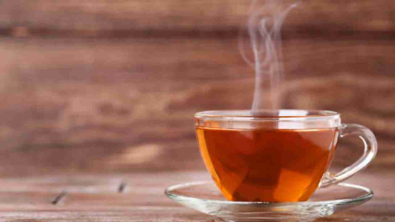 Tea vs. Coffee in the Morning: Making the Healthier Choice