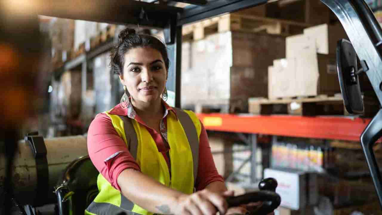 Women in Trades – Challenges, Progress, and Opportunities